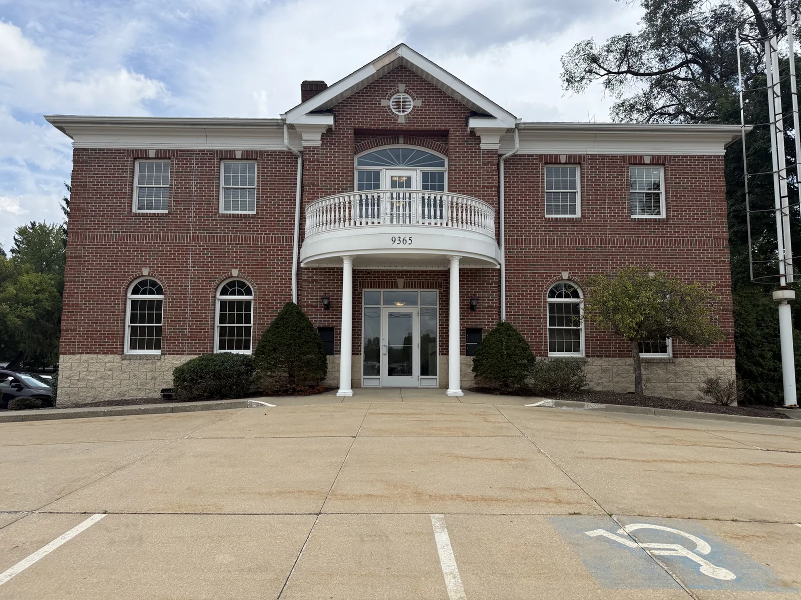 The Tomorrow’s Dentistry building at 9365 Olde Eight Road